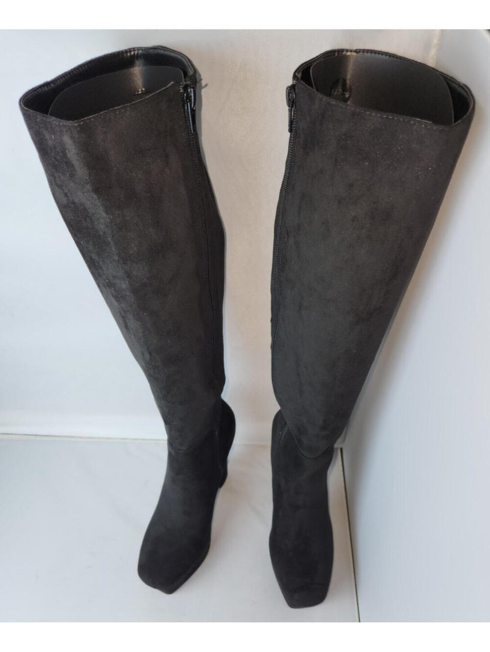 Womens Foxmac knee high boots black velvet 6 inch heels size 8